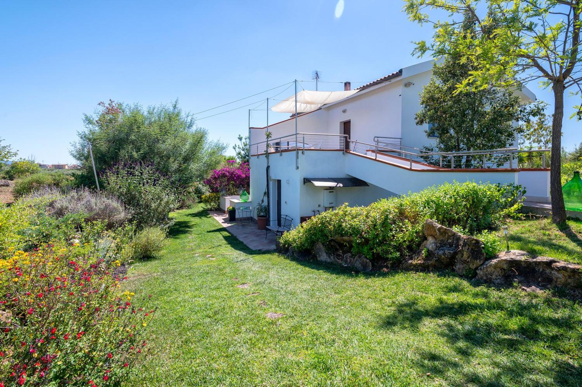 Sardinia Re - Villa Fioretta Flowers Apartments Ольмедо Экстерьер фото